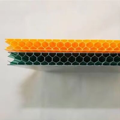 High Quality Environmental PC Honeycomb Sheet UV Resistant Lightweight for Construction Roofing Greenhouse